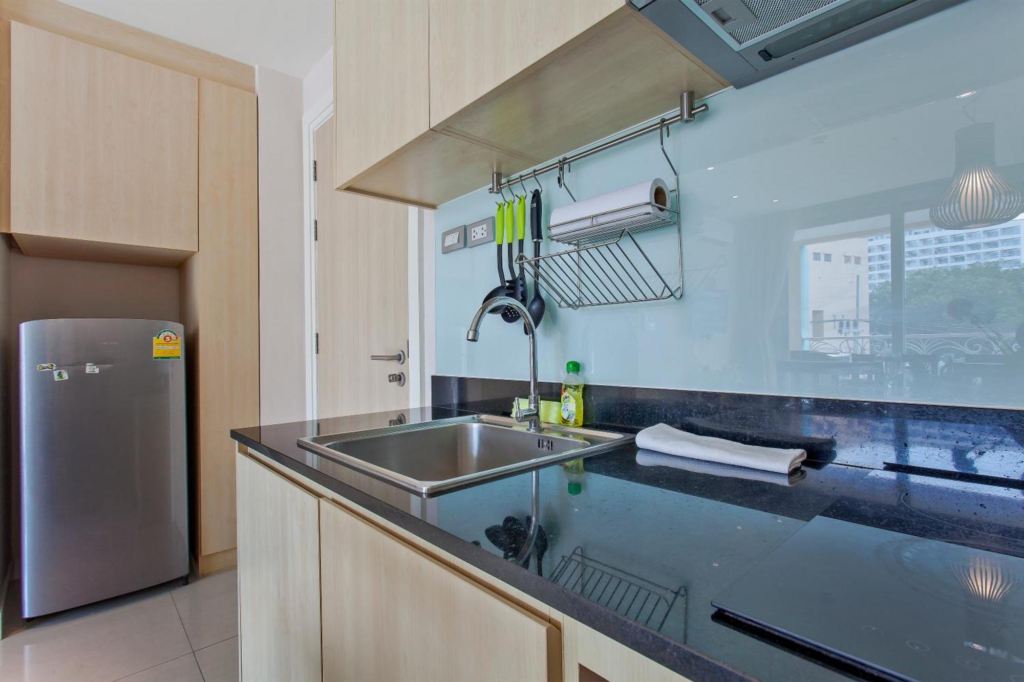 Pattaya Jomtien sea view apartments - Grande Carribean Rum bild