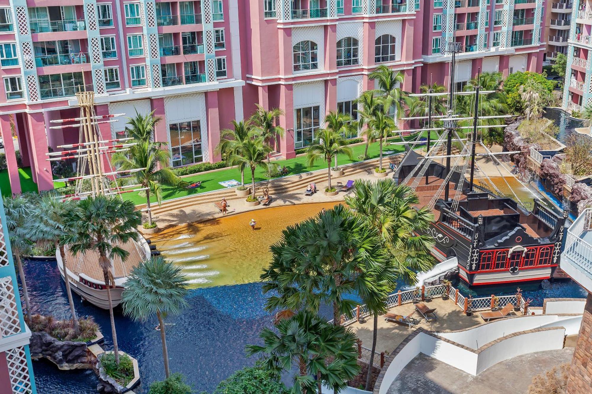 Pattaya Jomtien sea view apartments - Grande Carribean Rum bild